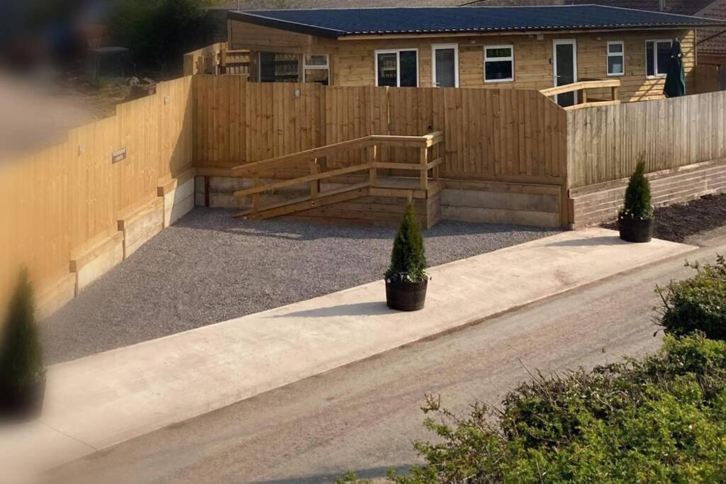 Featheredge Corner Lodge Wells Exteriér fotografie
