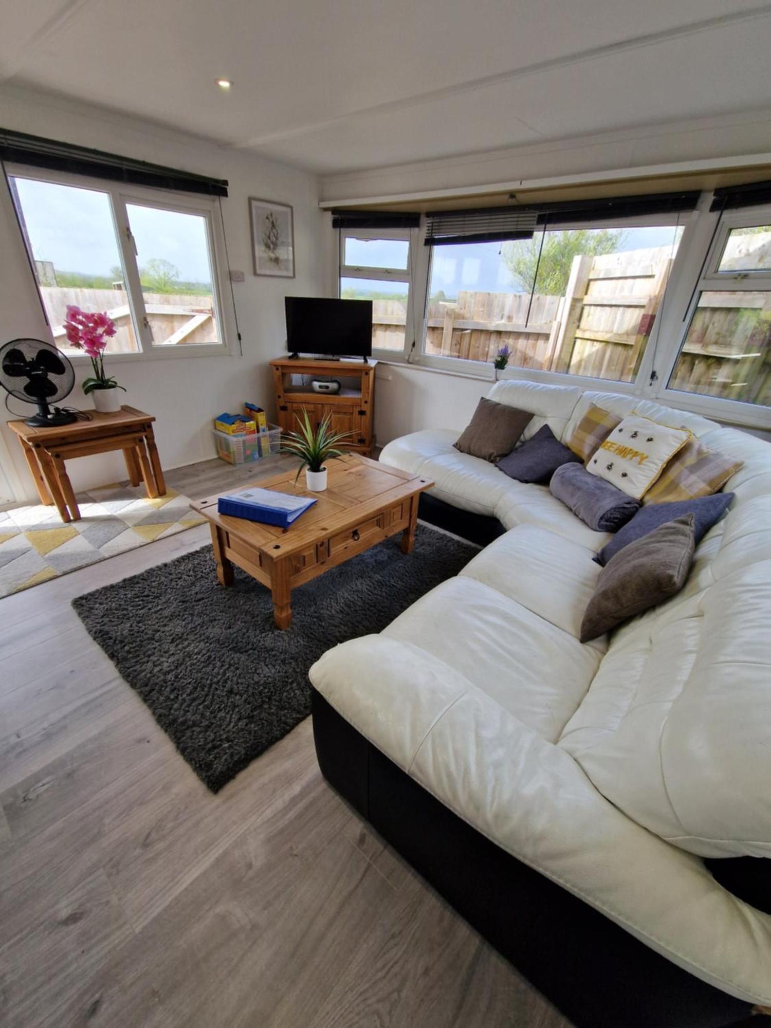 Featheredge Corner Lodge Wells Exteriér fotografie